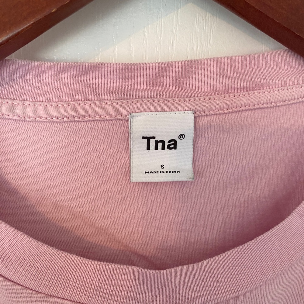 TNA Light Pink Short Sleeve Tee - Picture 2 of 2